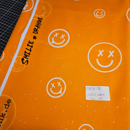 0608-06 / 1,05 Meter Smilies #orange - Bio French Terry - 21,60€