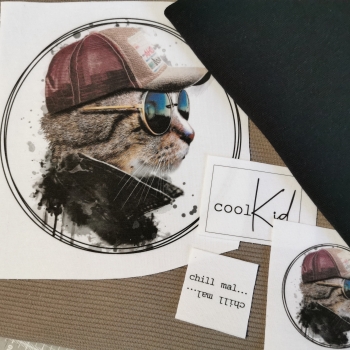 Patch / Aufnäher  - "Katze mit Cap" - SCHWARZ/WEIß