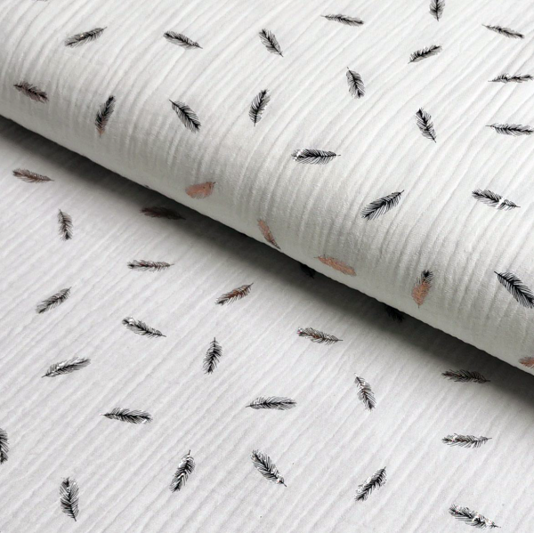 Musselin Double Gauze - Weiß mit Folien Rose Federn