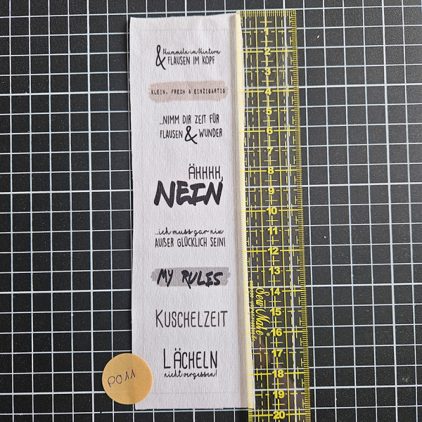 P011 - Labels zum selber schneiden 8 Stück - 3 €