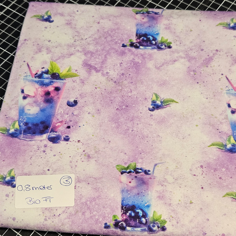 HS#60 - B-Ware 0,8 Meter Heidelbeeren - Bio French Terry - statt 18,32 € -- NUR 12,80 €