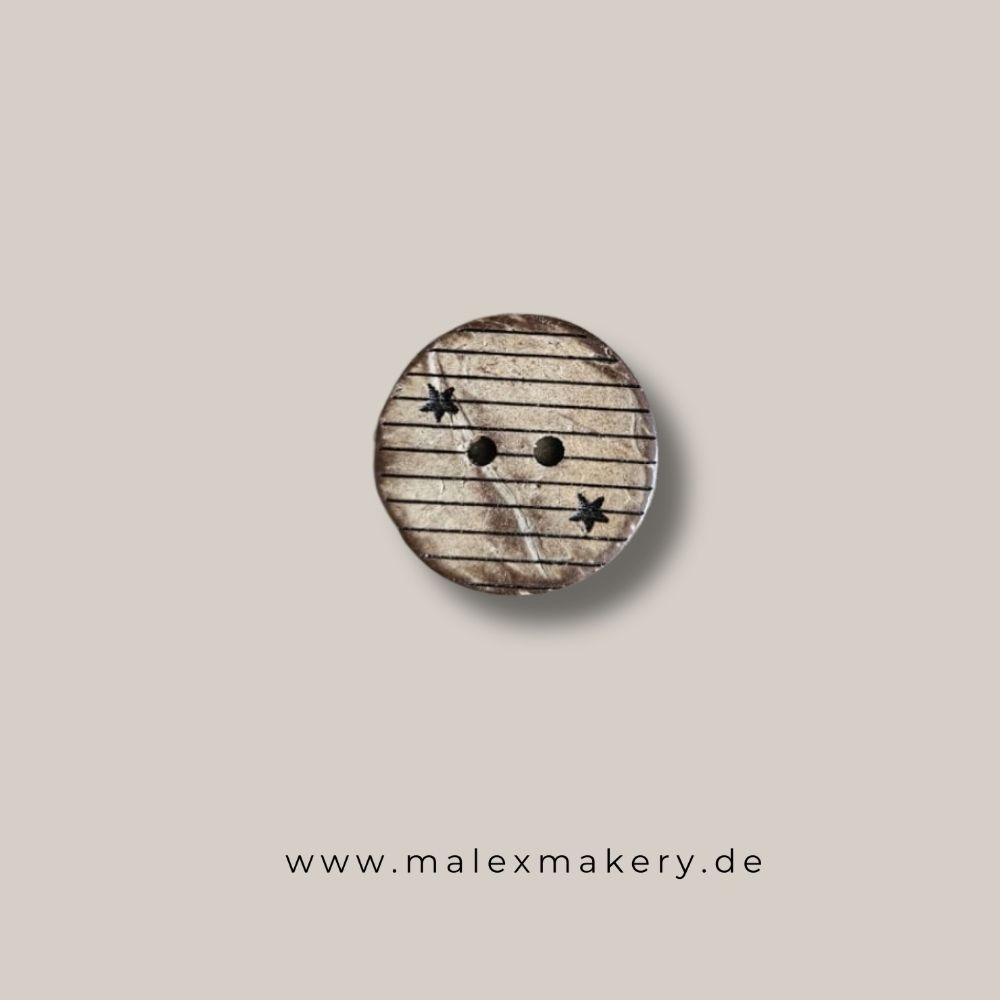 Kokos Knopf   - 20 mm - " Lines mit Sterne "