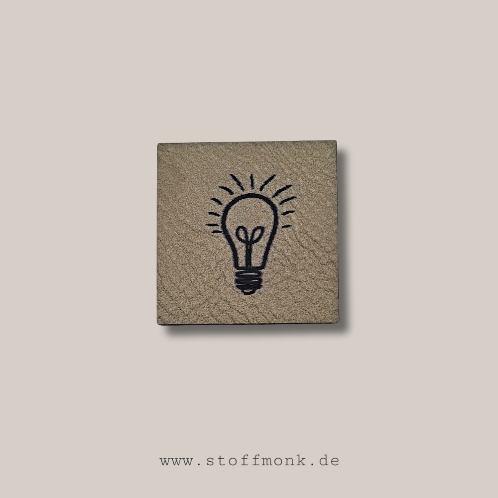 Label - Glühbirne - ca. 3cm x 3cm - Kunstleder ++ Farbauswahl ++