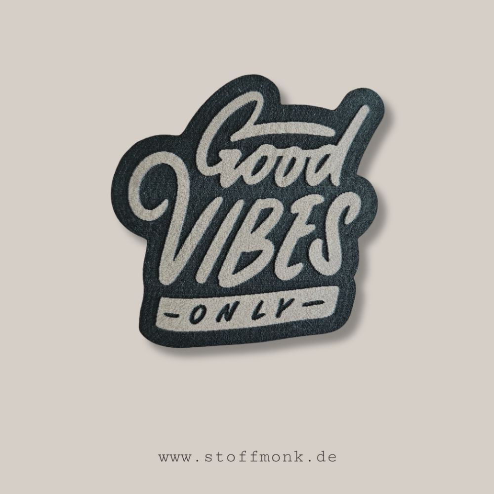 Label  " Good Vibes only - OUTLINE " -  ca. 5 cm  hoch - Kunstleder ++ Farbauswahl ++